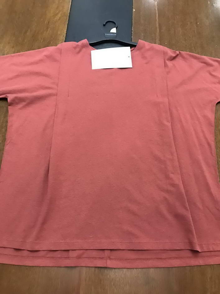 Ladies' Tees (37)